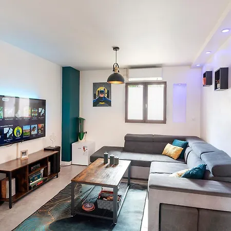 Apartment Urban Comics - Appt Climatise 10p Proche De Paris