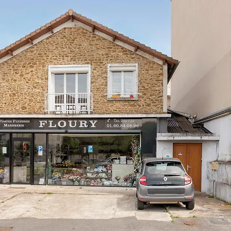 Urban Comics - Appt Climatise 10p Proche De Paris * Bretigny-sur-Orge